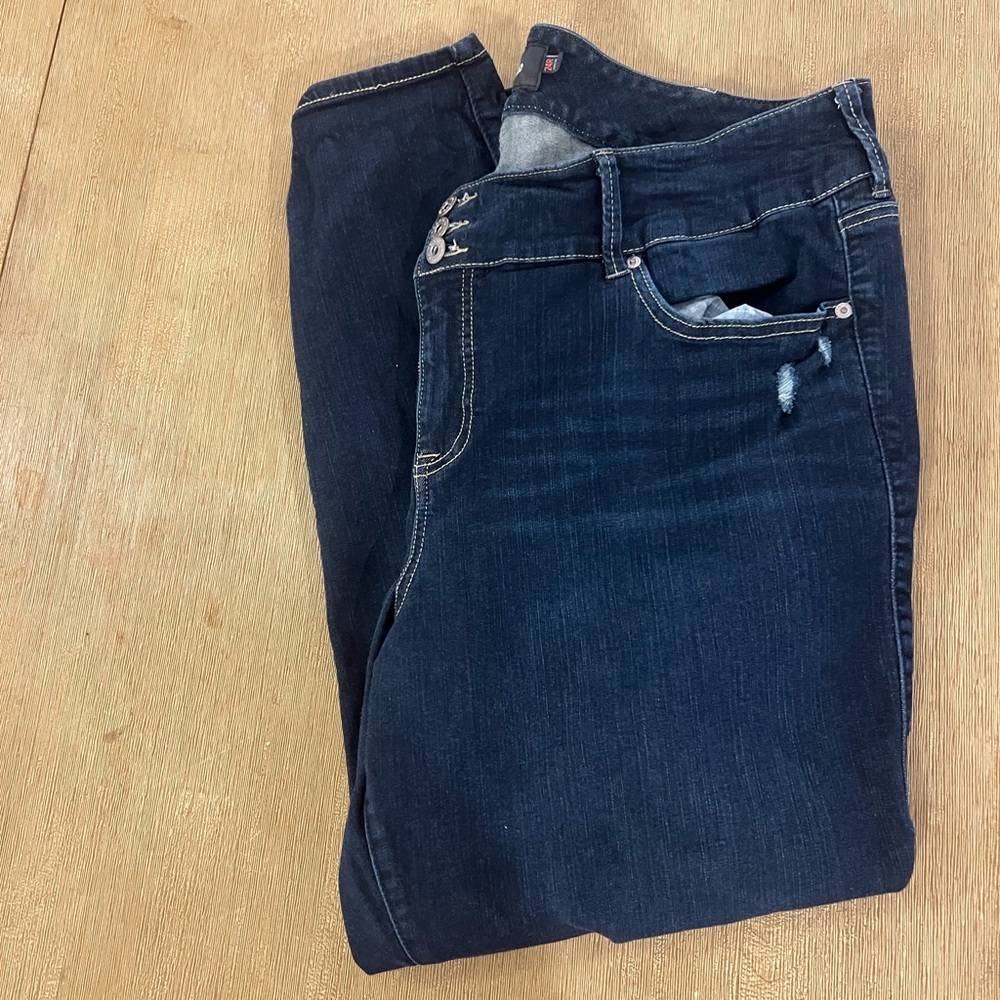 Women’s Dark Blue Jeans